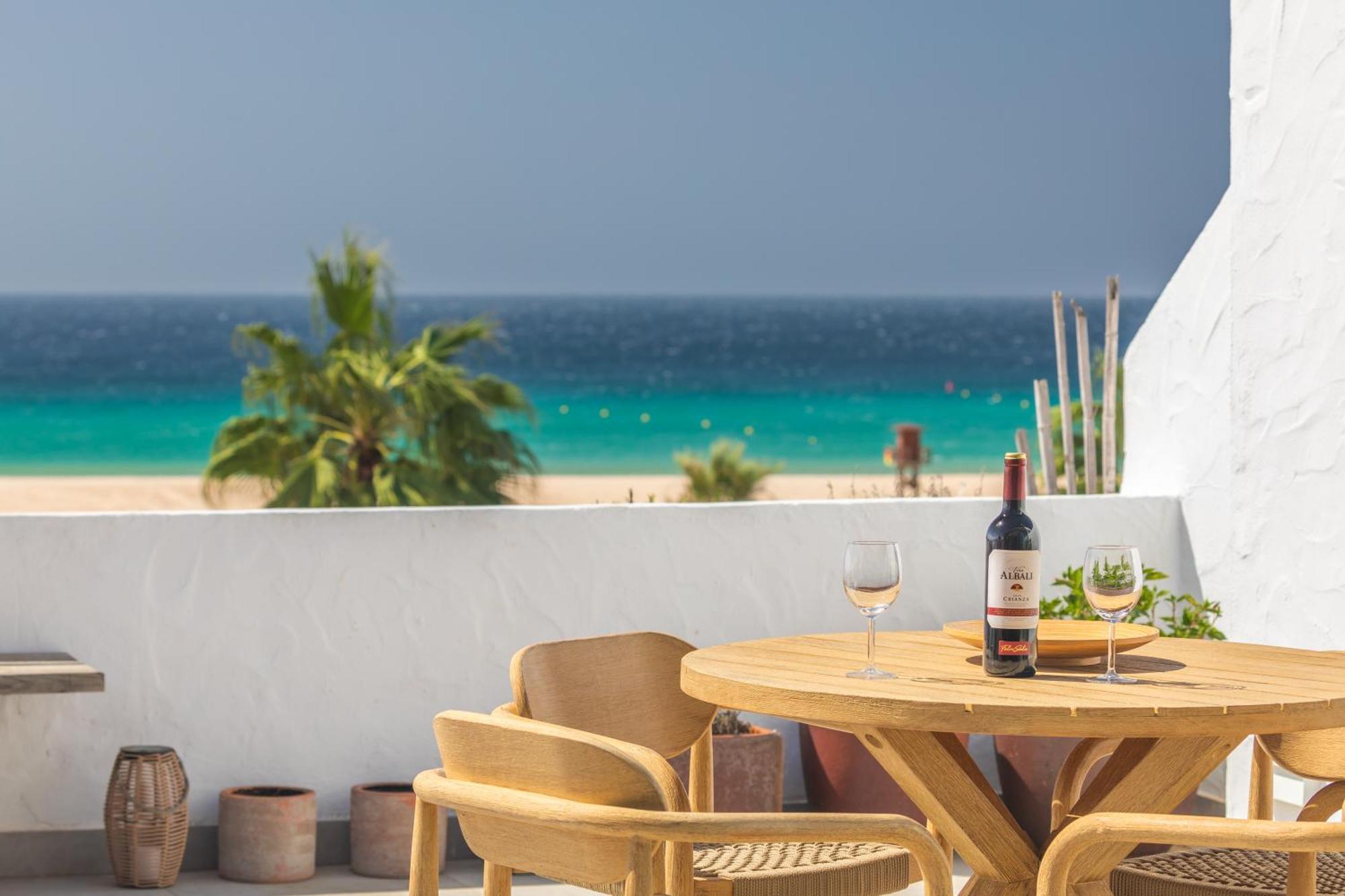 Los Lances Beach Apartments Tarifa Exteriör bild